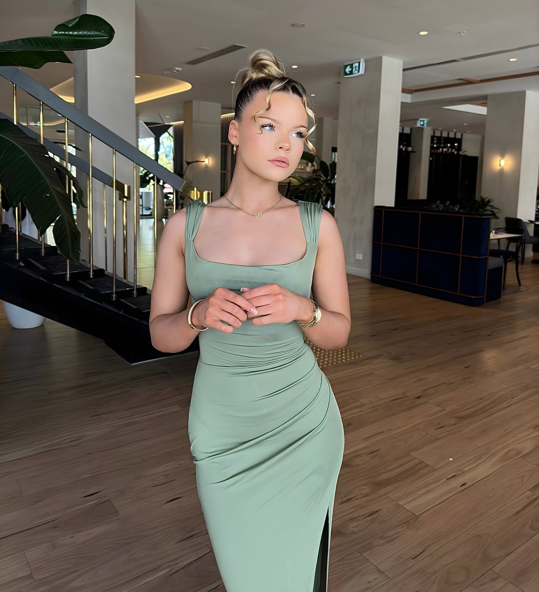 Ingrid ™ - Élégante Robe Midi Blanche Chic et Confortable