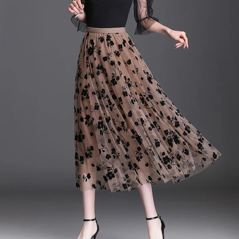 Odette | Jupe midi en tulle élégante avec des fleurs raffinées