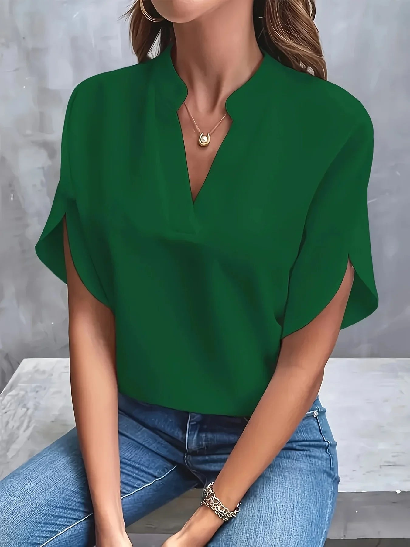 Thalia | Élégante blouse au design sophistiqué