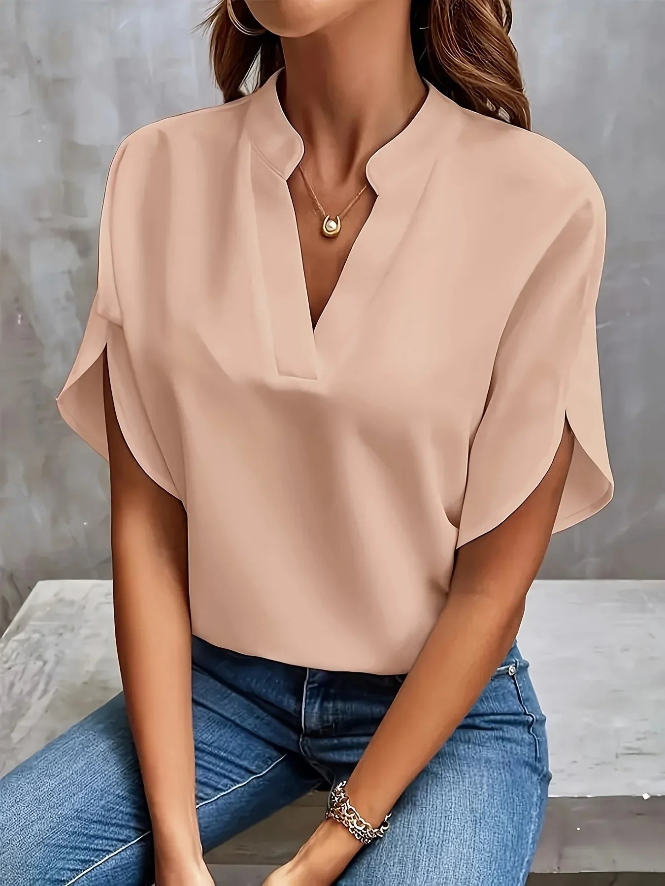 Thalia | Élégante blouse au design sophistiqué