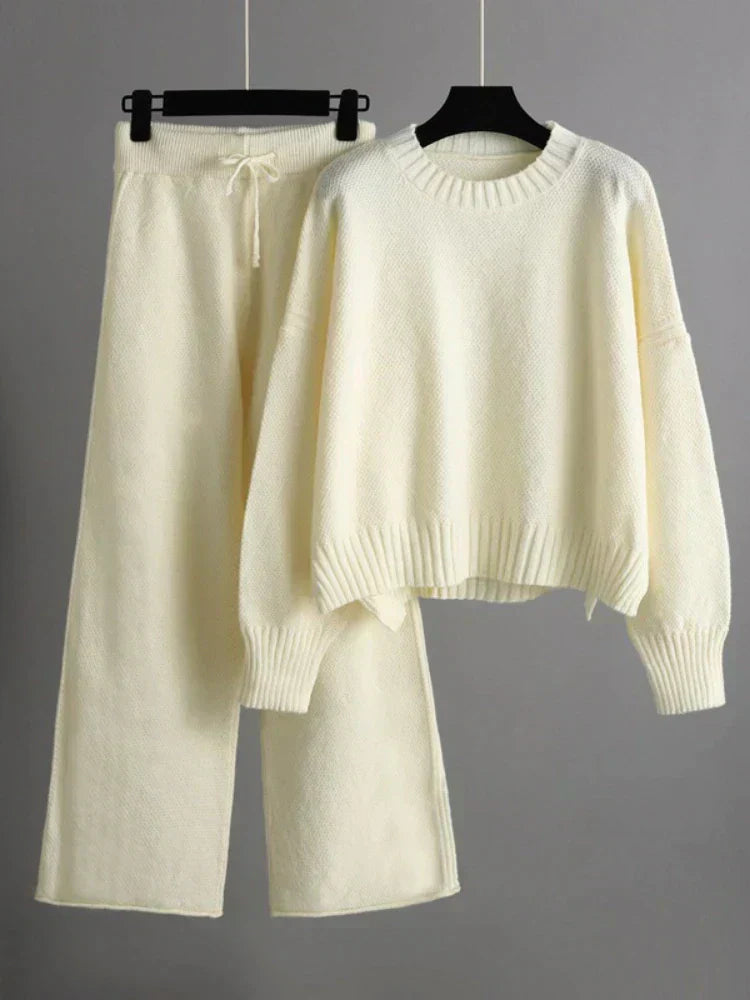 Elegant Knit Duo