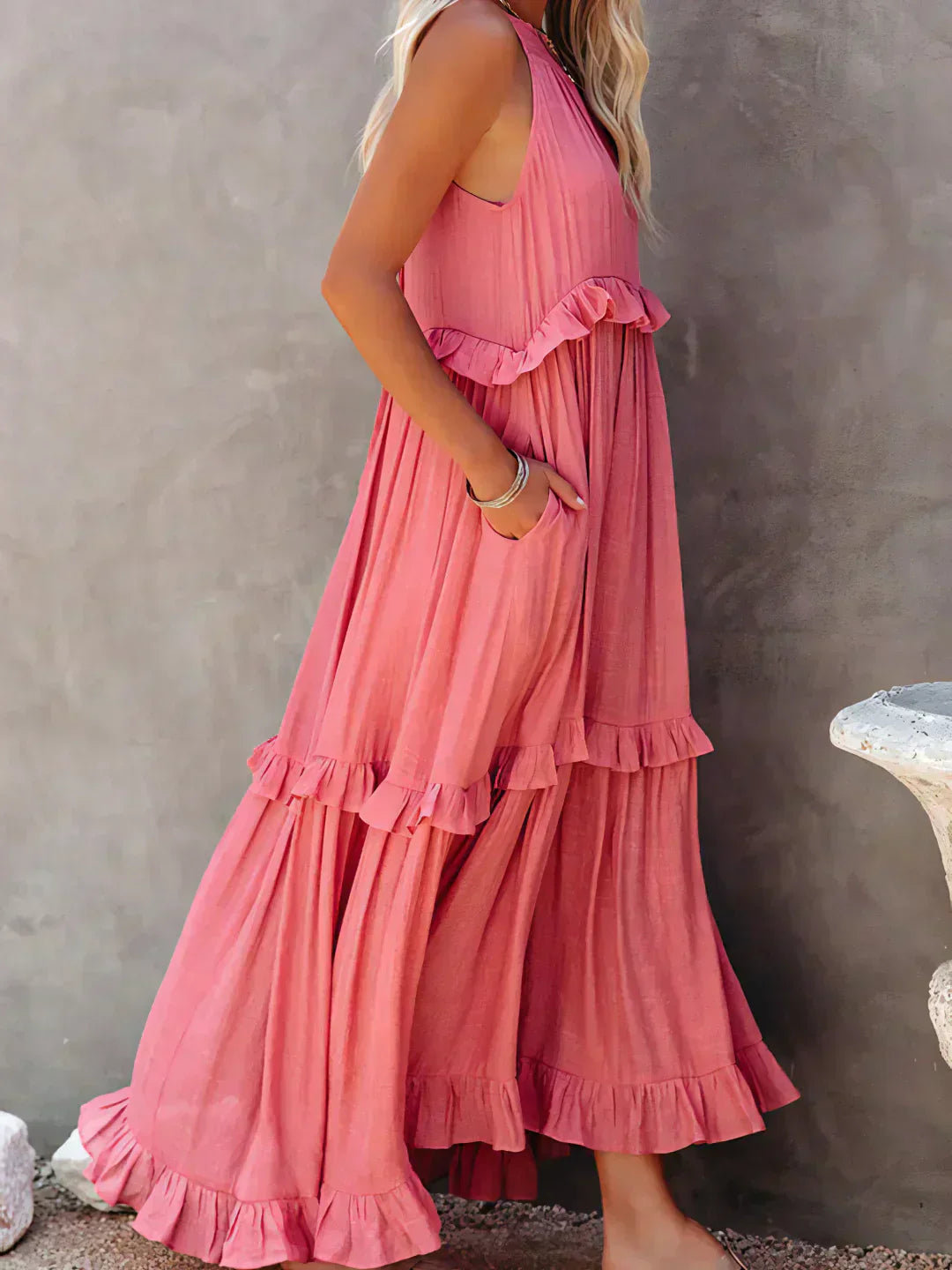 Emilia™ - Robe maxi à volants à nouer derrière le cou