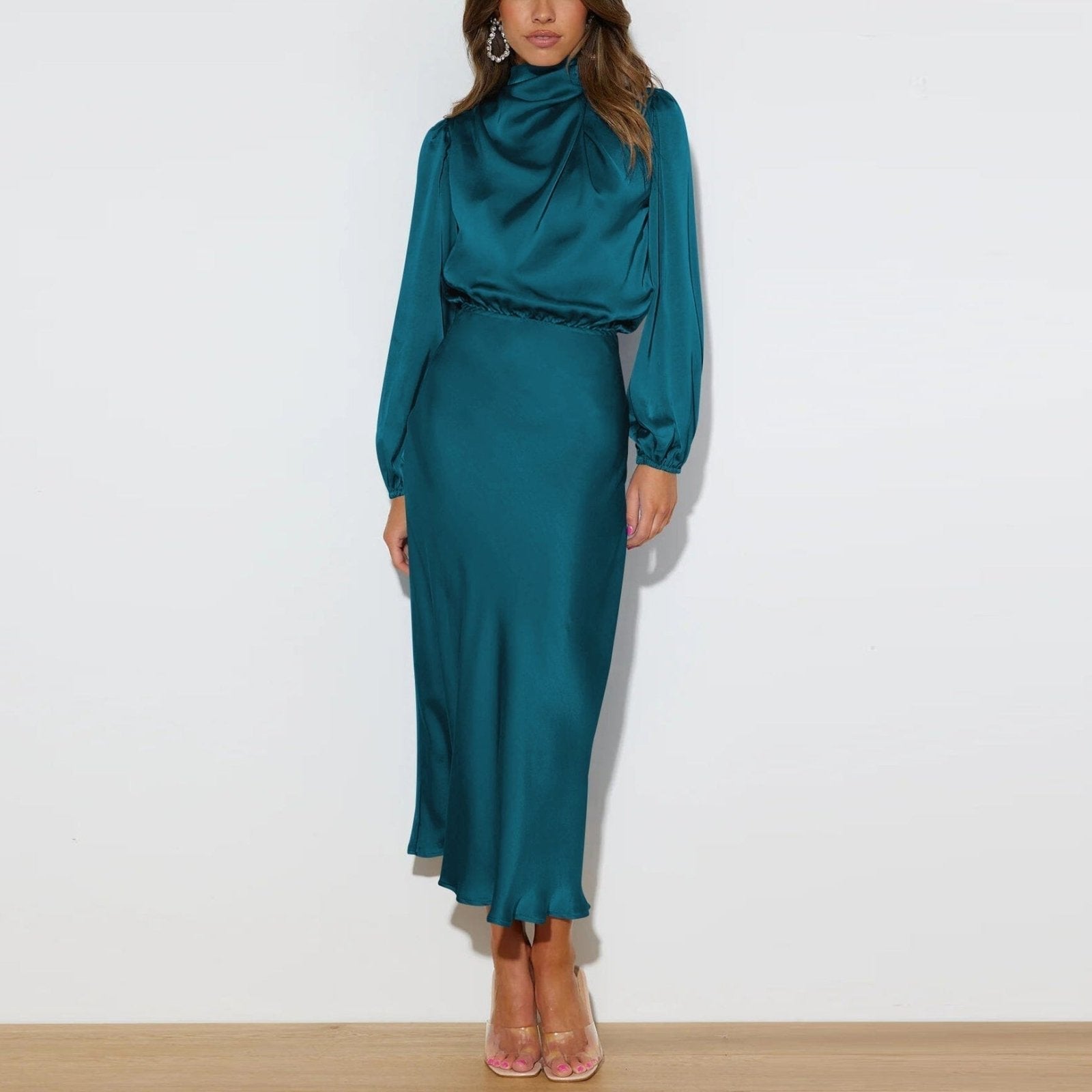 Evelyn™ | Robe en soie élégante à manches longues