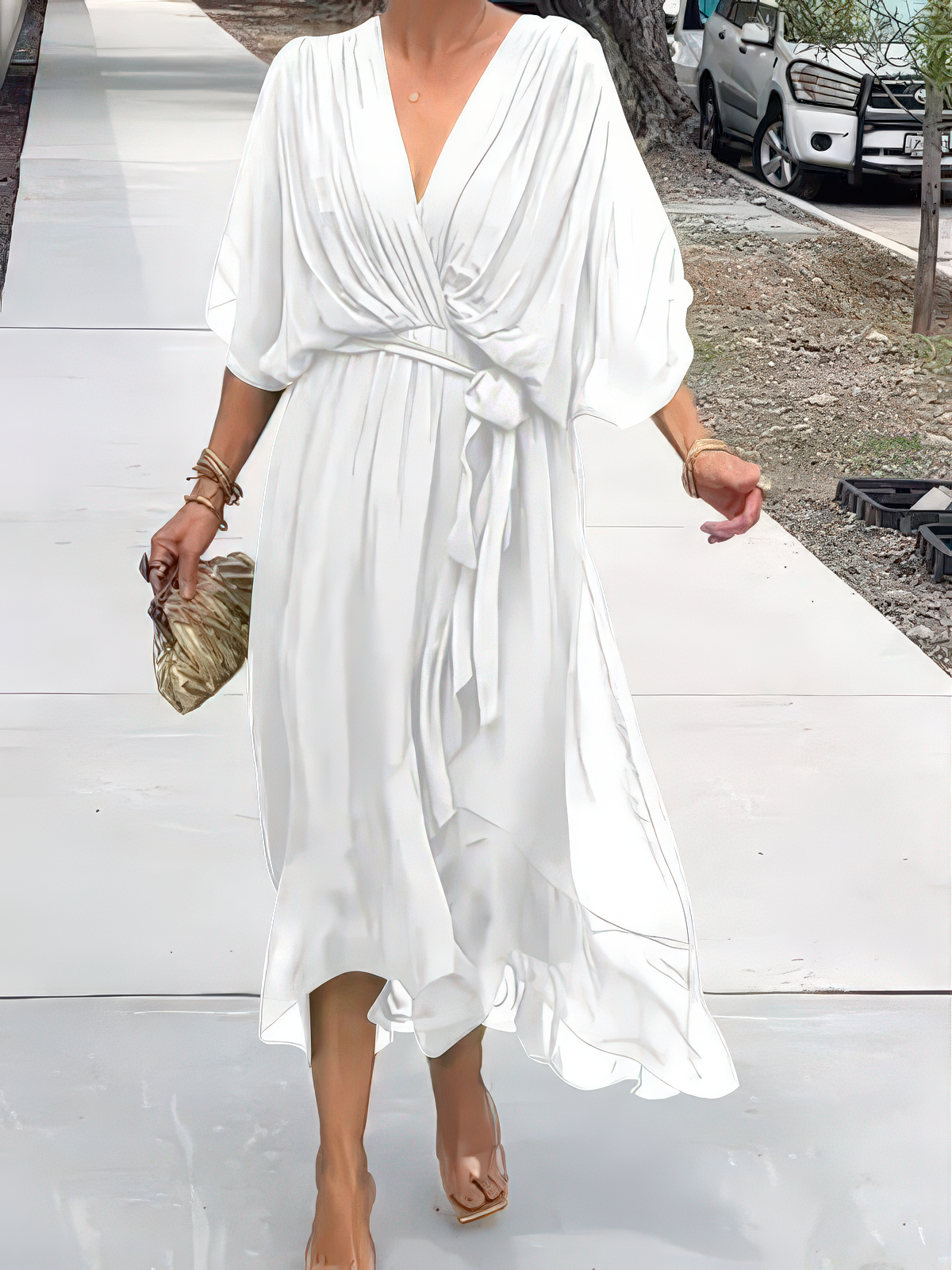 MONICA™ | Robe en mousseline de soie avec décolleté en V
