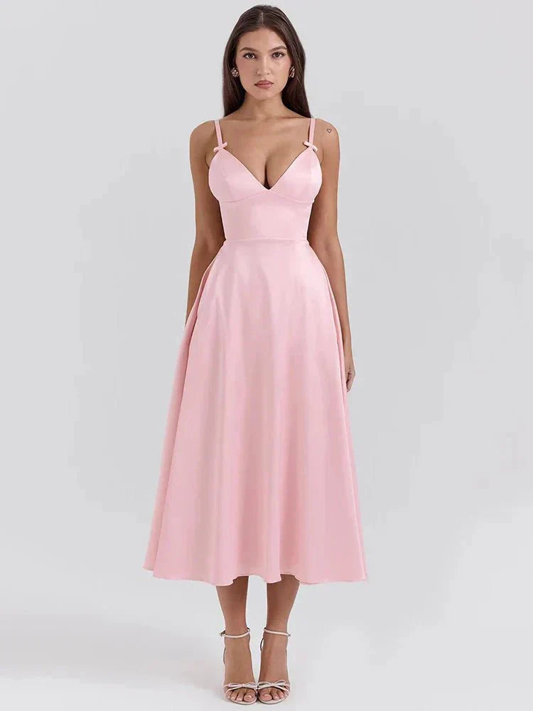 Tiffany™ | Robe en satin de luxe avec fines bretelles