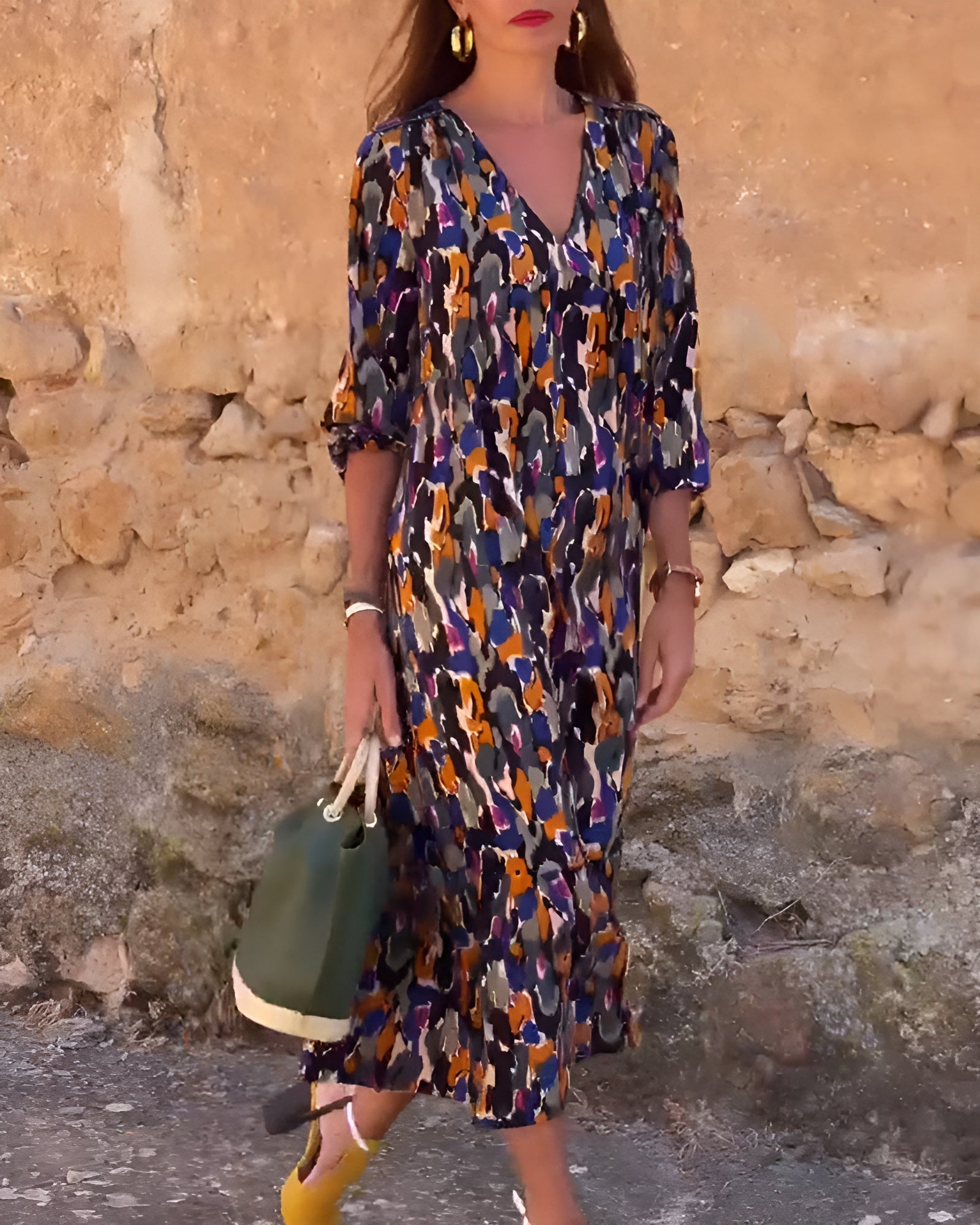 VIOLETTA | Robe Longue en V au Motif Rétro pour un Confort Élégant en Toute Occasion
