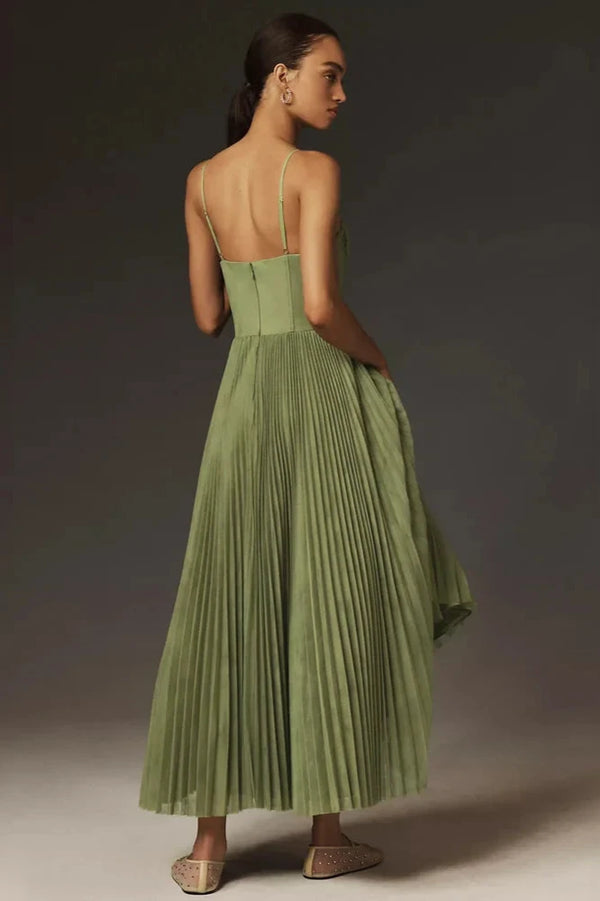 Robe Longue Femme Lovisa ™ - Élégance en Tulle Plissé pour Toutes Vos Soirées