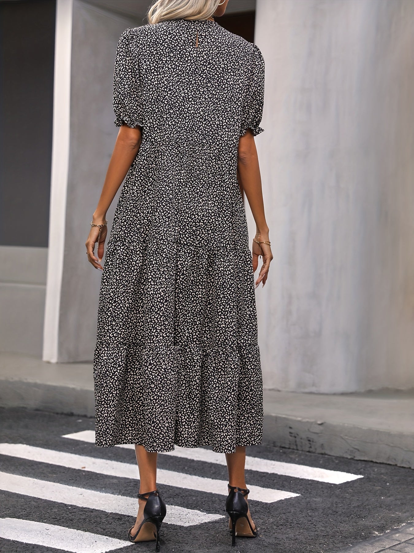 Adelina™ - Robe à manches bouffantes à étages