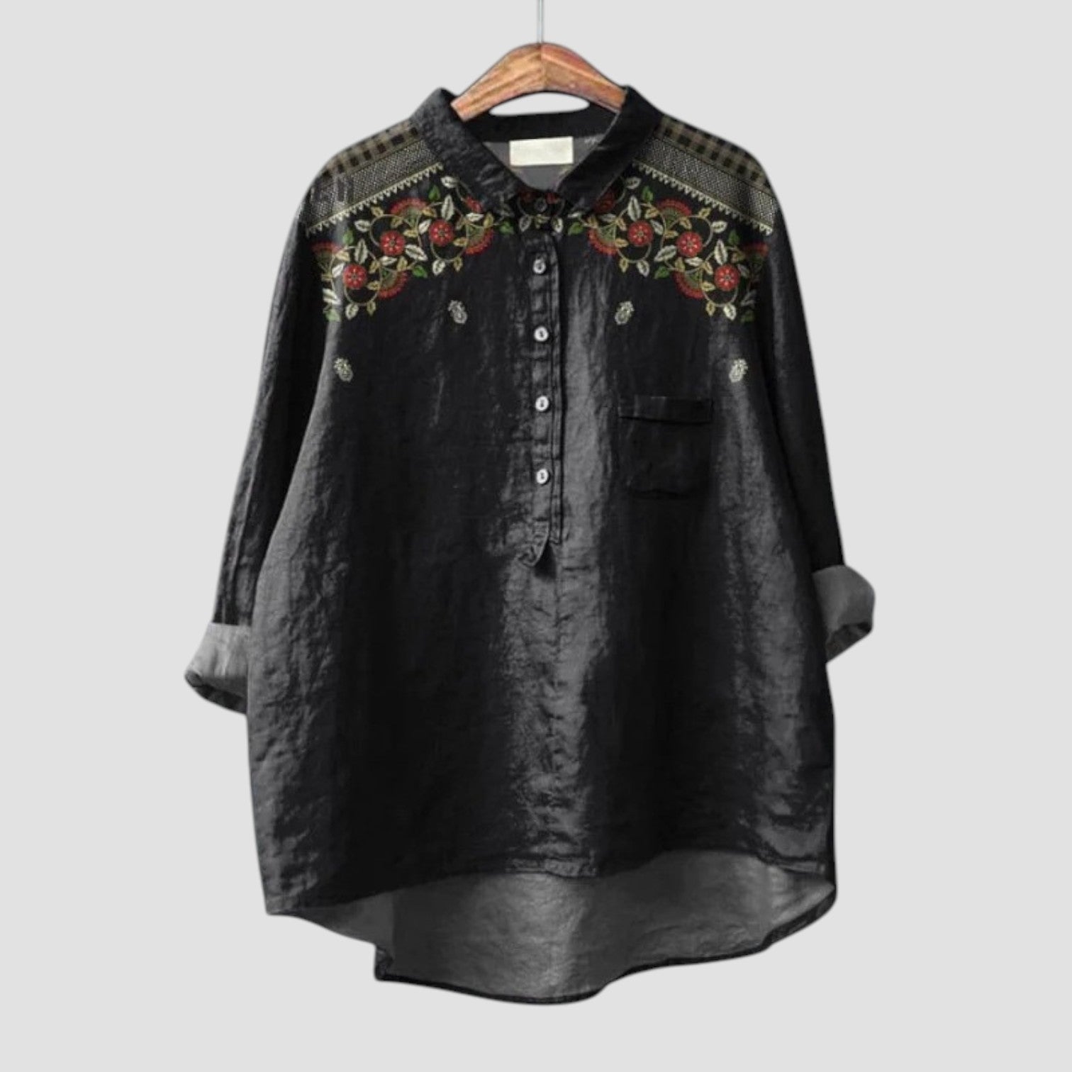 Carina | Chemise noire oversize à broderie florale pour un look chic et décontracté