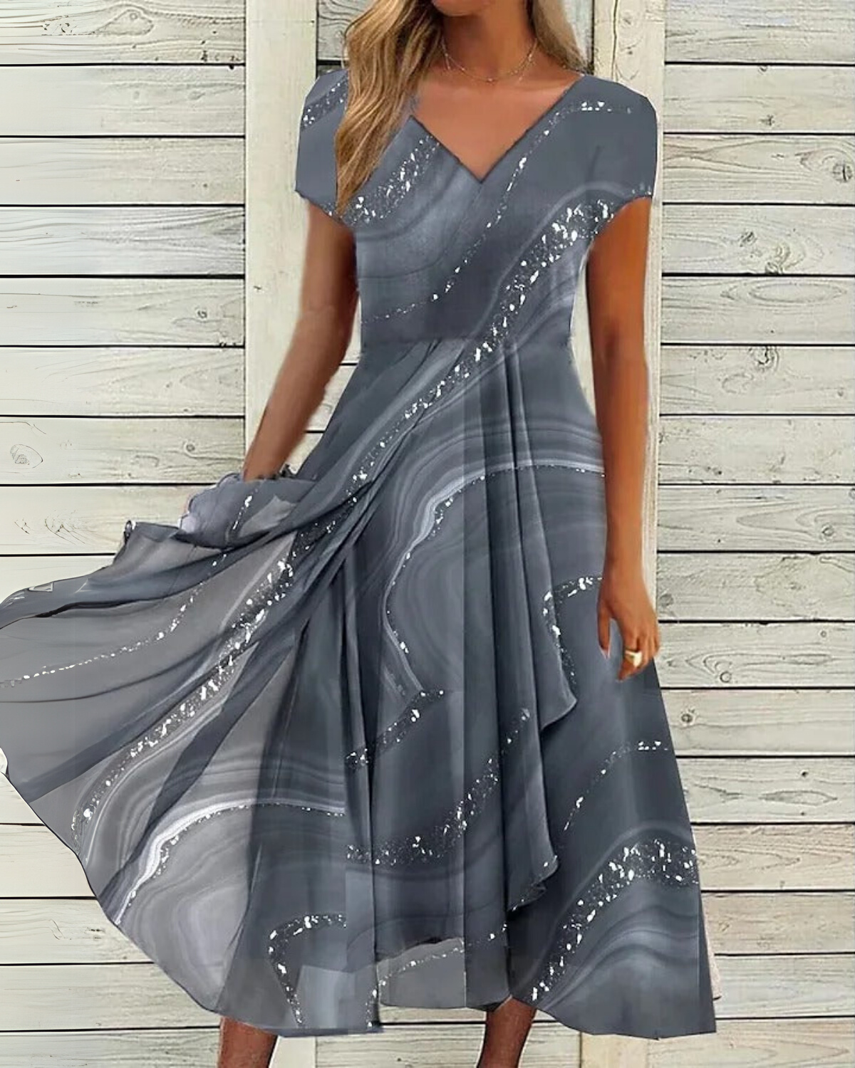 Naomi | Robe midi à col en V