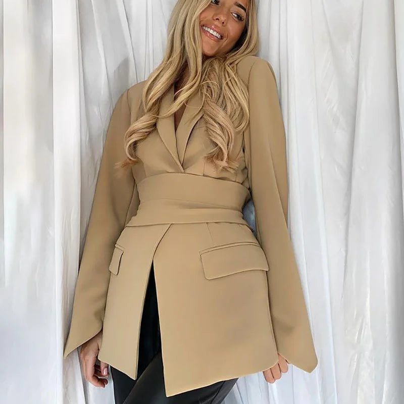 Cloe™ I Blazer classique avec ceinture