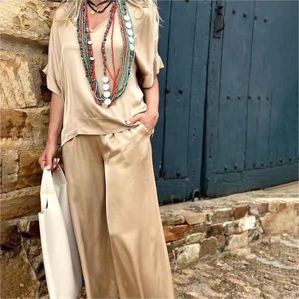 Ensemble deux pièces haut manches courtes col V + pantalon large